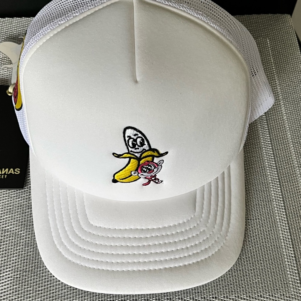 BANANAS MONKEY NWT HOMIE FOAM WHITE EMBROIDERY UNISEX TRUCKER HAT.